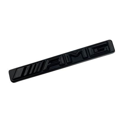 Blank Sort Mercedes AMG Grill Emblem